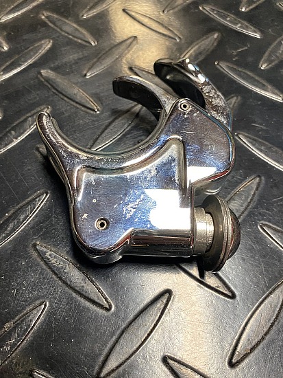 HD Quick Release Detachable Windshield Clamp 39mm (1)
